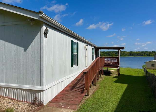 Property at 21893 Boles Rd, Frankston, TX 75763, 2 beds, 2 baths