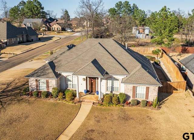 Property at 3010 Fairway Oaks Ln, Longview, TX 75605, 3 beds, 3 baths
