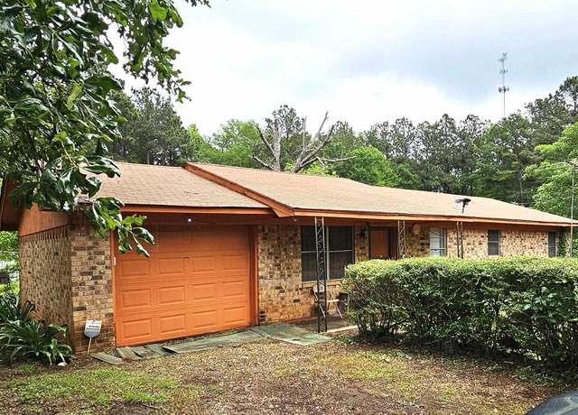 Property at 446 W Cr 146, Overton, TX 75684, 3 beds, 1.5 baths