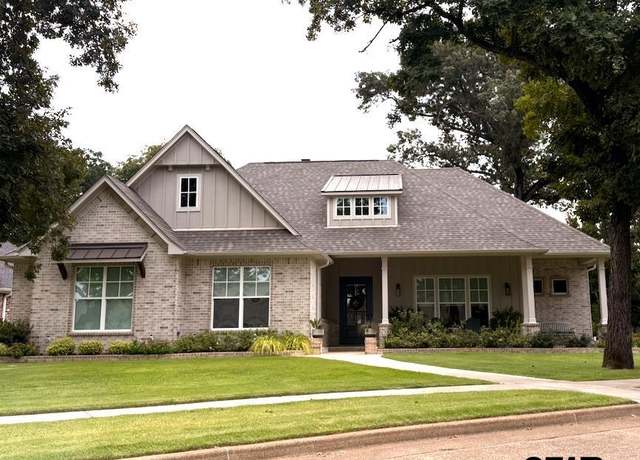 Property at 313 Sunset Cir, Bullard, TX 75757, 4 beds, 3.5 baths