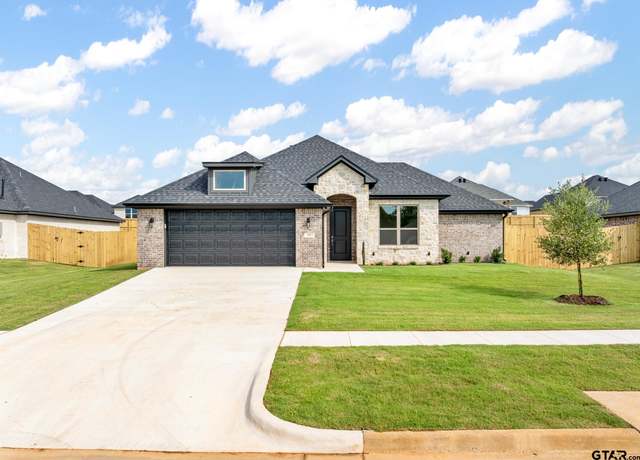 Property at 232 August Dr, Bullard, TX 75757, 3 beds, 2 baths