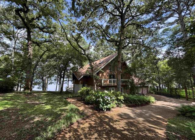 Property at 20868 Bay Shore Dr, Flint, TX 75762, 3 beds, 3 baths
