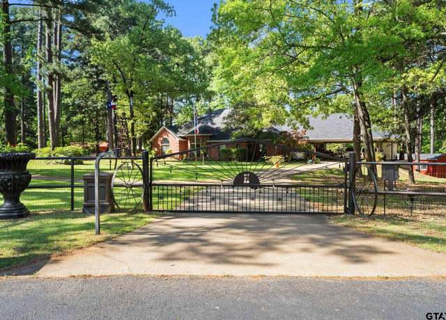 Property at 19132 Falls Creek Dr, Flint, TX 75762, 3 beds, 2 baths