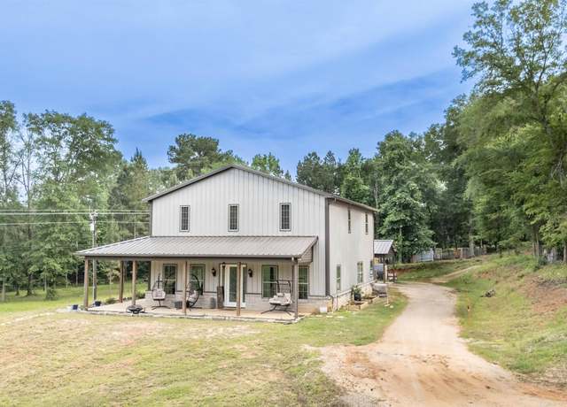 Property at 19777 C R 2152, Troup, TX 75789, 3 beds, 3 baths