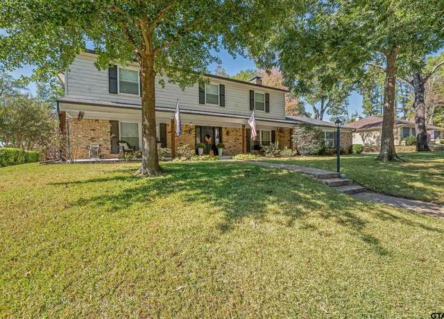 Property at 3215 Fry Ave, Tyler, TX 75701, 4 beds, 2.5 baths