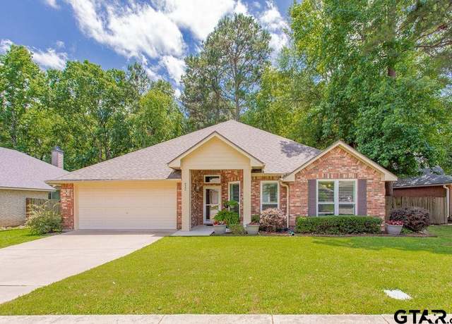 Property at 622 Winding Brook Ln, Tyler, TX 75703, 3 beds, 2 baths