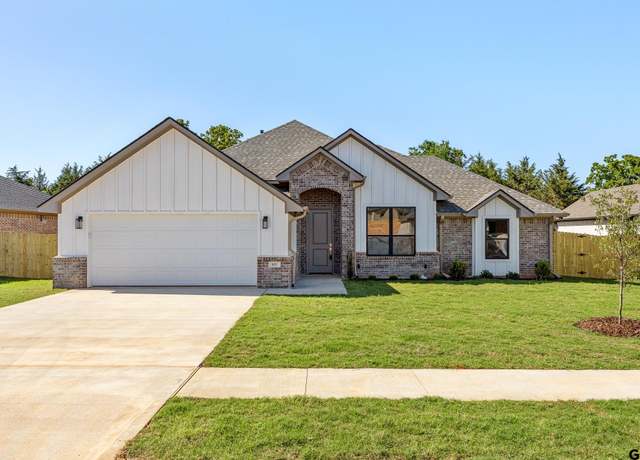 Property at 217 August Dr, Bullard, TX 75757, 4 beds, 2 baths