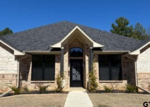 Property at 7924 Crooked Trl, Tyler, TX 75703, 5 beds, 3 baths