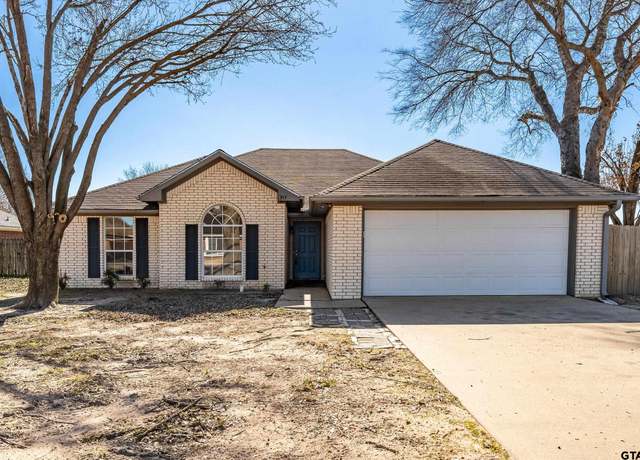 Property at 917 Redbud Ln, Bullard, TX 75757, 3 beds, 2 baths