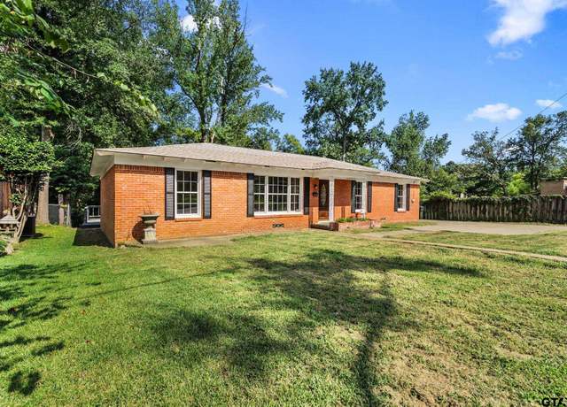 Property at 1730 S Mahon, Tyler, TX 75701, 3 beds, 2 baths