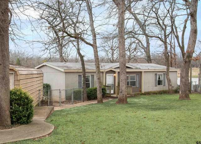 Property at 2148 Hickory St, Mabank, TX 75156, 3 beds, 2 baths