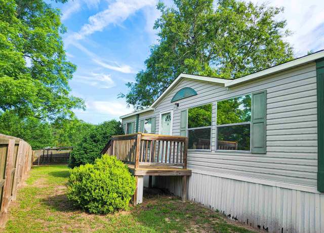 Property at 15912 County Road 220, Tyler, TX 75707, 3 beds, 2 baths
