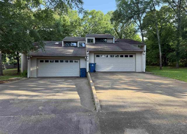 Property at 2613 Prestwick Rd. #A & B, Jacksonville, TX 75766, 6 beds, 4 baths