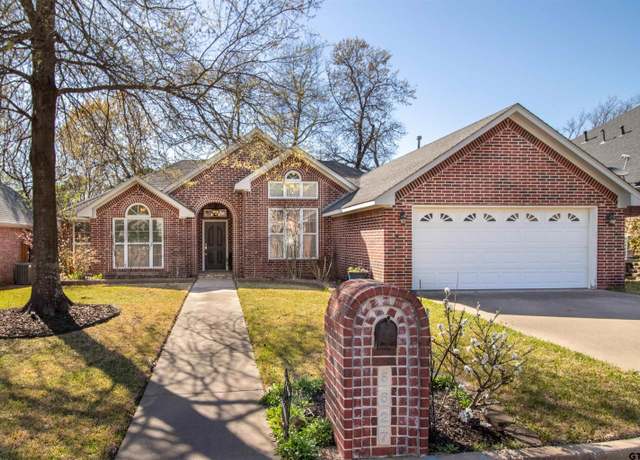 Property at 5627 Berkeley Dr, Tyler, TX 75707, 3 beds, 2 baths