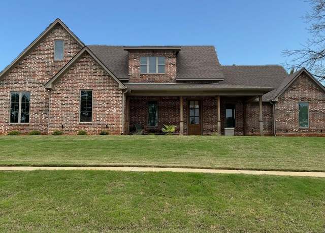 Property at 12220 Hackberry Hollow Dr, Tyler, TX 75706, 3 beds, 2.5 baths