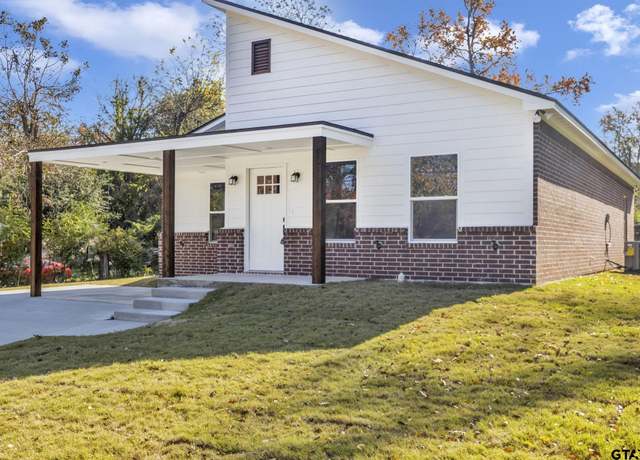 Property at 1410 W Connally St, Tyler, TX 75701, 3 beds, 2 baths