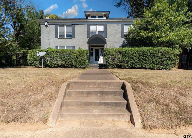 Property at 701 W Houston St, Tyler, TX 75702, 4 beds, 4 baths