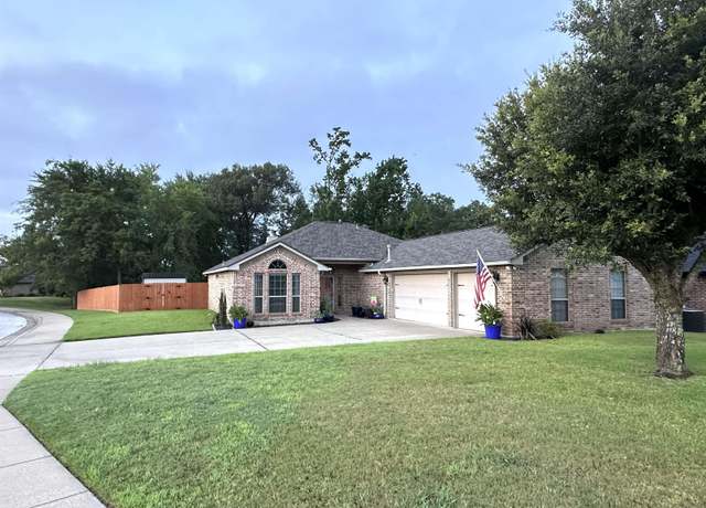 Property at 2509 Guinn Farms Rd, Tyler, TX 75707, 3 beds, 2 baths