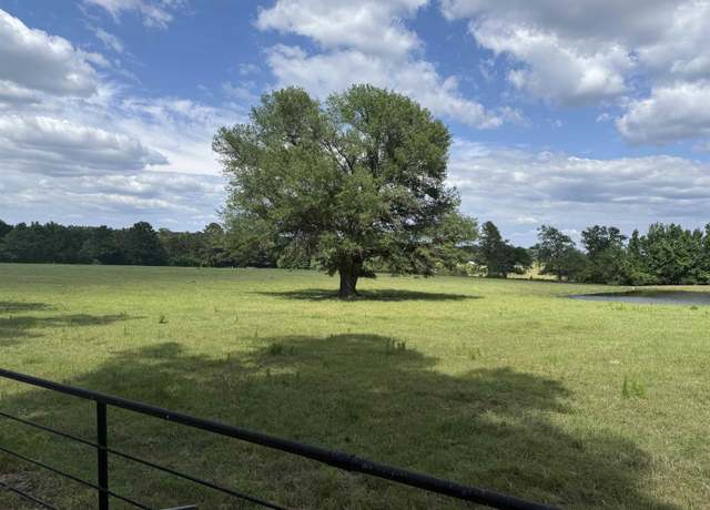 Property at 434 Cr 3433, Jacksonville, TX 75766, 3 beds, 2 baths