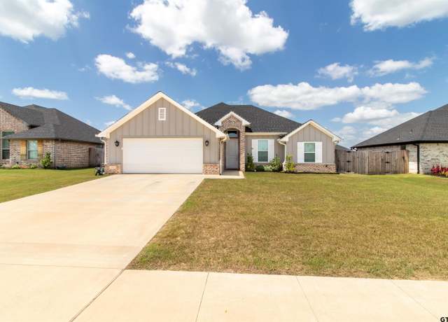 Property at 227 Amanda Ave, Bullard, TX 75757, 4 beds, 2 baths