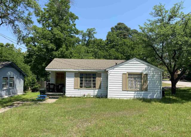 Property at 2613 Pineburr Rd, Tyler, TX 75702, 2 beds, 1 bath