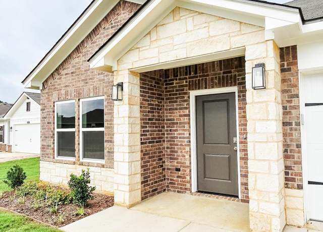 Property at 1102 Park Meadows Dr, Whitehouse, TX 75791, 4 beds, 2 baths