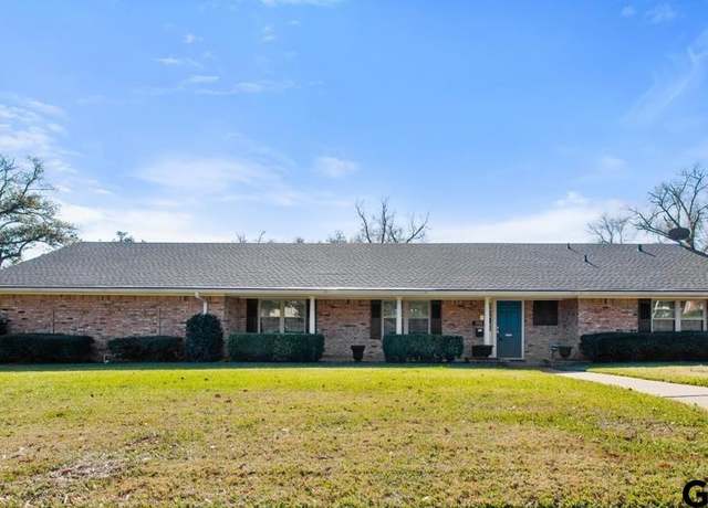 Property at 1931 Sterling Dr, Tyler, TX 75701, 3 beds, 2 baths