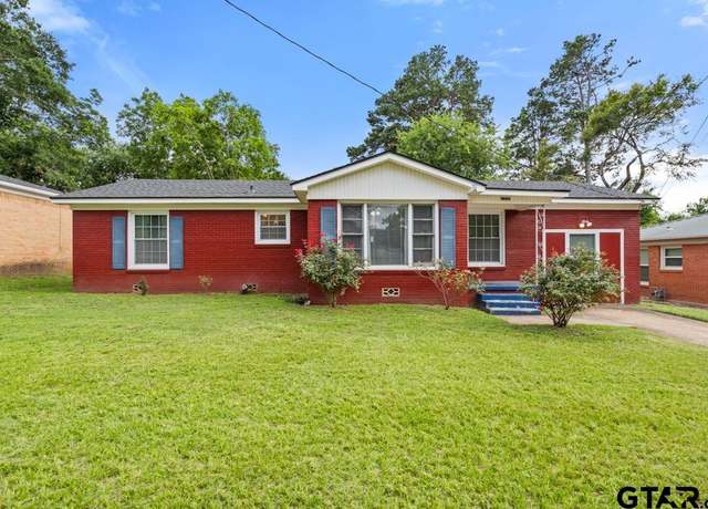 Property at 1135 East Sixth St, Tyler, TX 75701, 3 beds, 1 bath