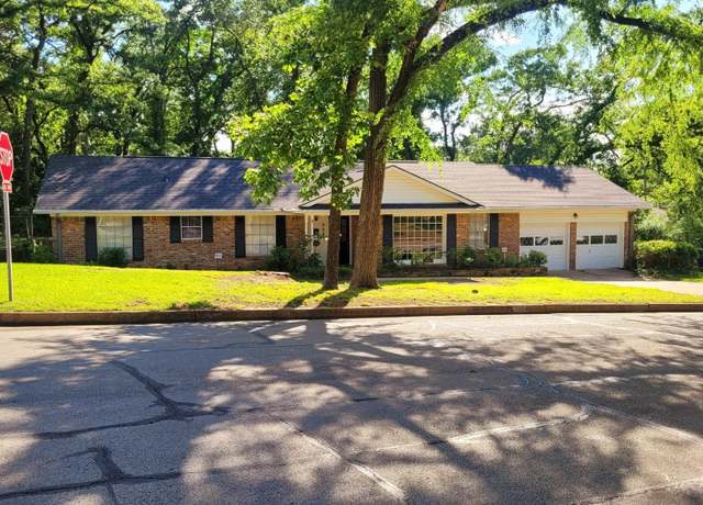 Property at 3223 De Charles St, Tyler, TX 75701, 4 beds, 2 baths