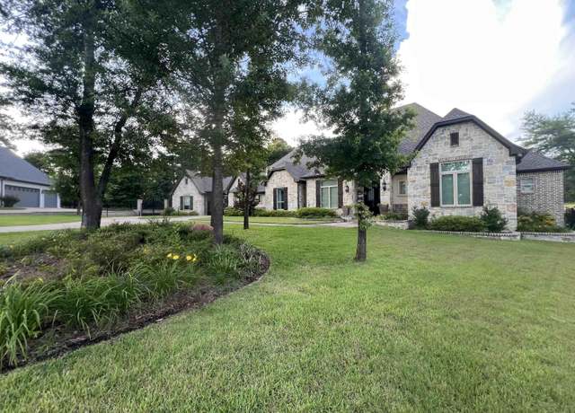 Property at 7532 Northlake Dr, Tyler, TX 75703, 5 beds, 5.5 baths