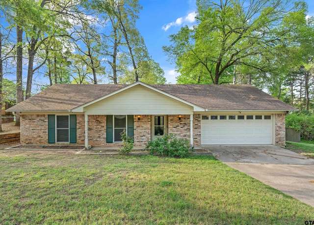 Property at 210 Leslie Dr, Whitehouse, TX 75791, 3 beds, 2 baths