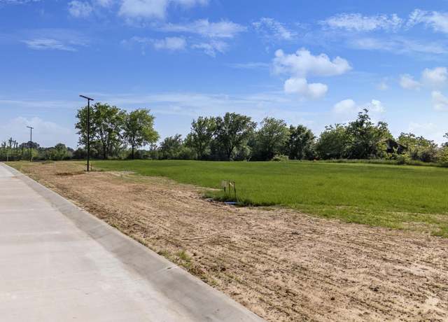 Property at 104 W Teal Dr, Troup, TX 75789
