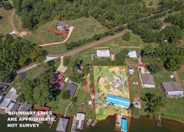 Property at 2468 Lake Park Ln, Jacksonville, TX 75766