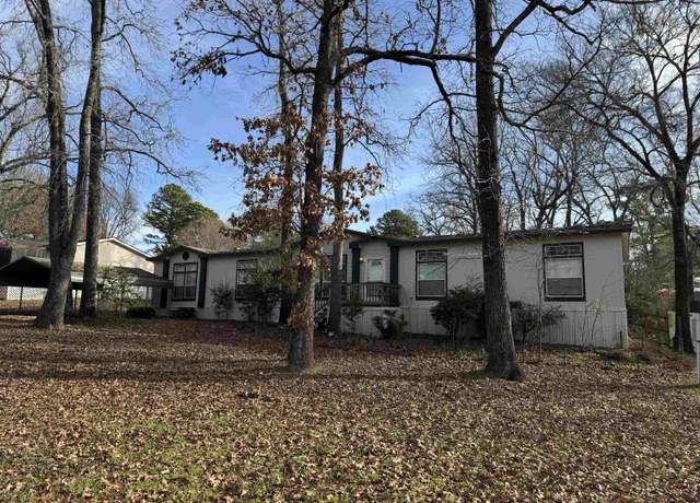 Property at 10722 Bourn Dr, Tyler, TX 75708, 4 beds, 2 baths