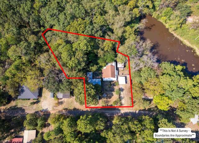 Property at 228 Albatross Dr, Winnsboro, TX 75494, 1 bed, 1 bath