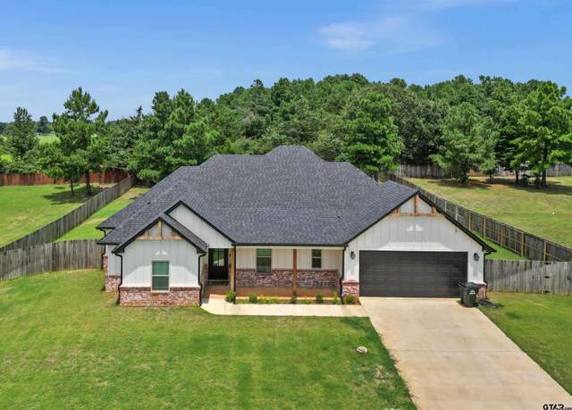 Property at 19356 Cedarpark Pl, Lindale, TX 75771, 4 beds, 2 baths