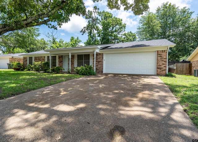 Property at 3913 Belle Mere Dr, Tyler, TX 75701, 3 beds, 2 baths