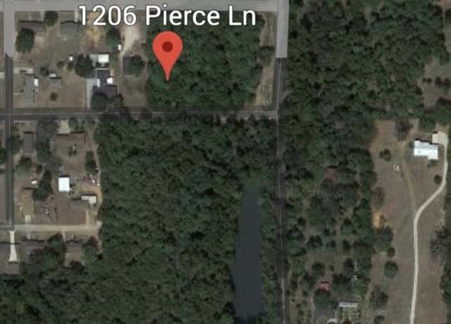 Property at 1206 Pierce Ln, Jacksonville, TX 75766