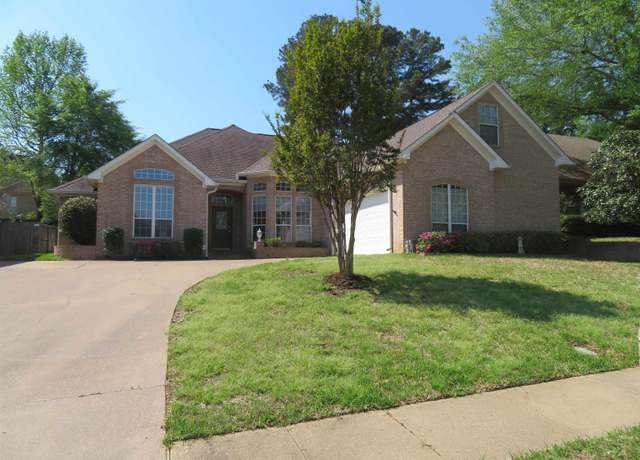Property at 702 W Heritage, Tyler, TX 75703, 4 beds, 3 baths