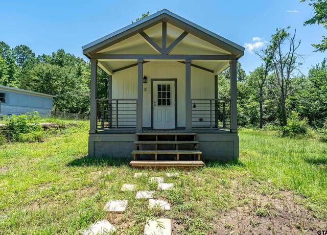 Property at 9049/9051 C R 427, Tyler, TX 75706, 3 beds, 2 baths