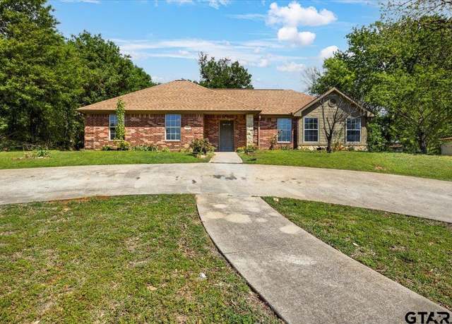 Property at 1331 N Border, Tyler, TX 75702, 4 beds, 2 baths