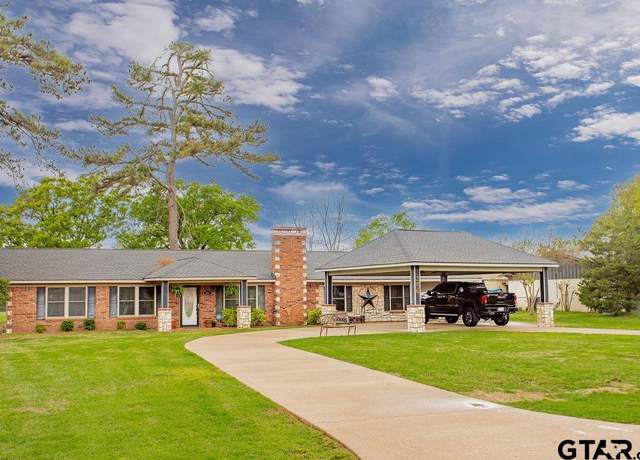 Property at 246 Hideaway Ln. Ln E, Hideaway, TX 75771, 3 beds, 2 baths