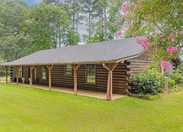 Property at 428 N Timberlane Rd, Lone Star, TX 75668, 3 beds, 2.5 baths