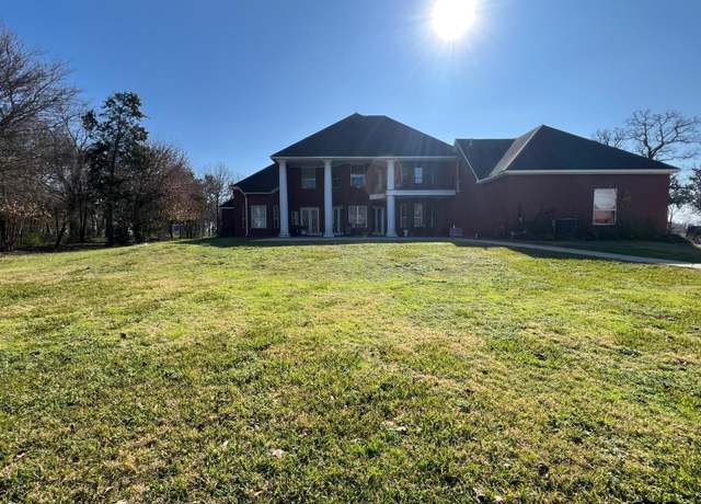 Property at 808 Main St St W, Mt Vernon, TX 75457, 5 beds, 5.5 baths