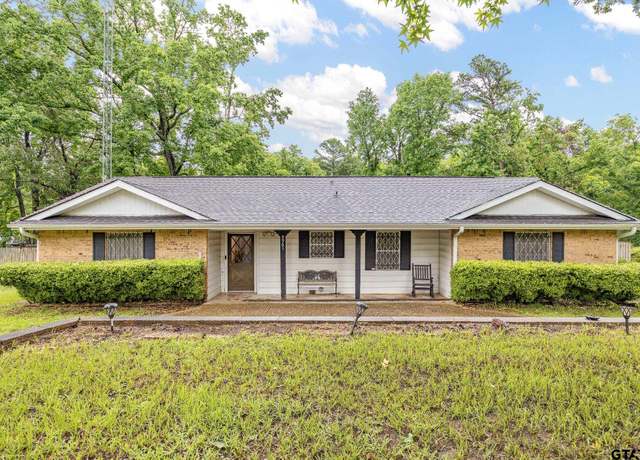 Property at 9961 Creek Bend Dr, Tyler, TX 75707, 4 beds, 2 baths