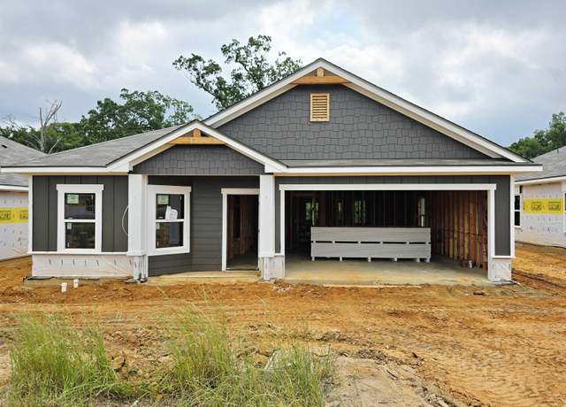 Property at 1105 Mission Creek Dr, Longview, TX 75601, 4 beds, 2 baths