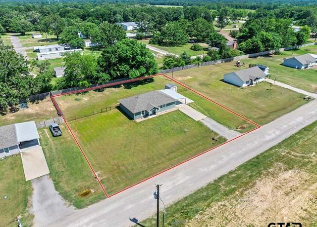 Property at 164 Private Road 43970, Paris, TX 75462, 3 beds, 2 baths