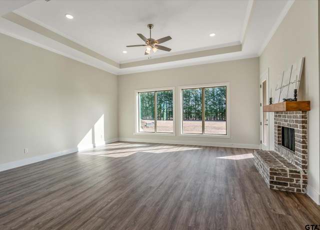 Property at 15093 High Country Acres, Tyler, TX 75706, 3 beds, 2 baths