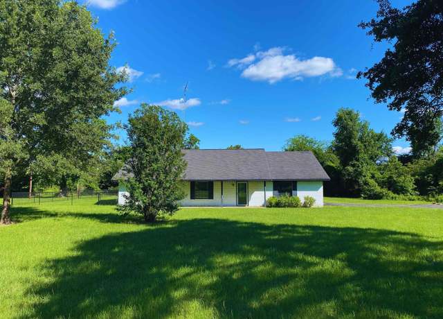 Property at 15269 County Road 1227, Flint, TX 75762, 3 beds, 2 baths