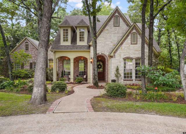 Property at 1940 Stonehill Dr, Tyler, TX 75703, 4 beds, 4 baths